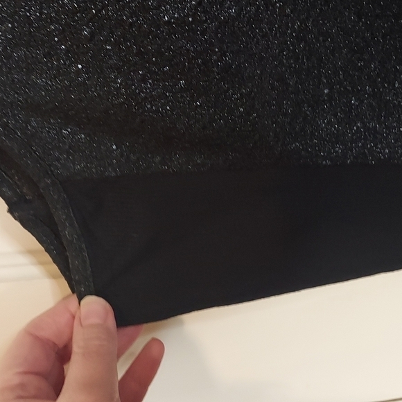 Allison Joy Shiney Turtleneck Shell - Picture 5 of 10